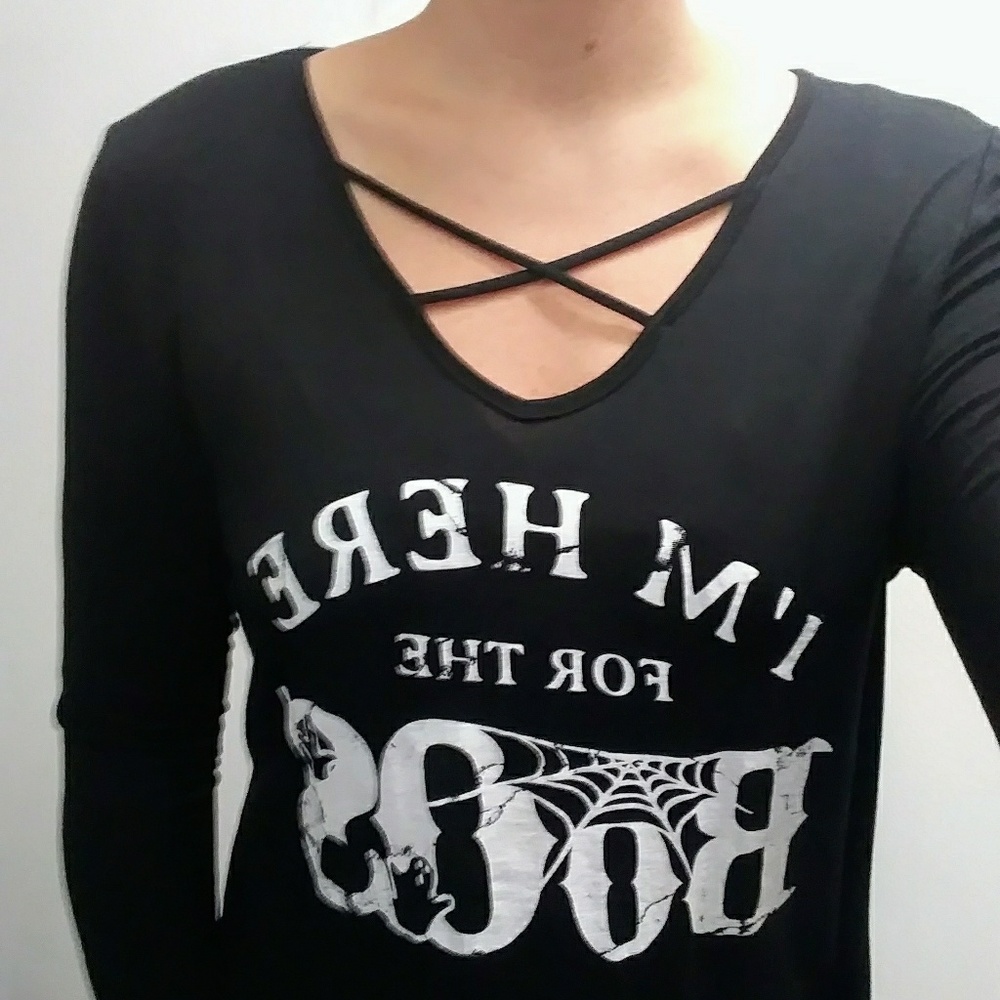 👻🎃Long Sleeve Criss Cross Neckline Halloween Tee
